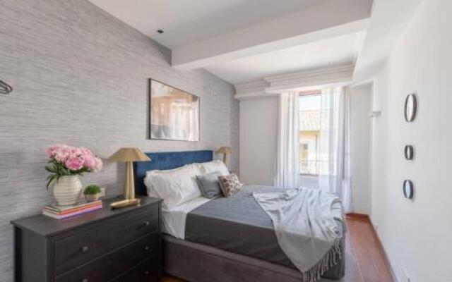 Iflat Light Apartment Near The Colosseum