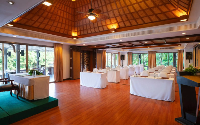 Springfield Village Golf & Spa