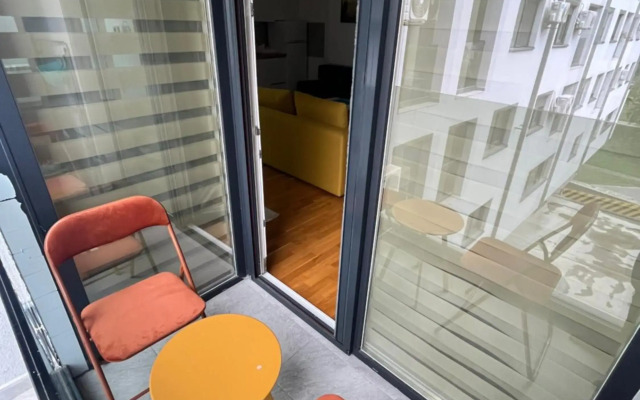 Modern apartment nearby downtown & Vardar river