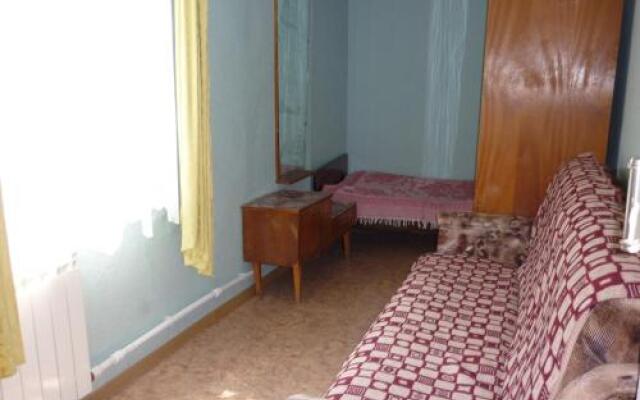 Guest House on Khersonskaya 56A