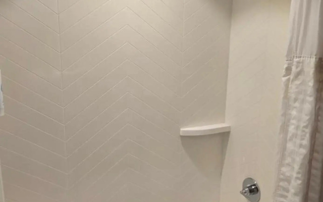 Comfort Suites