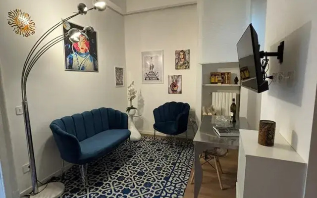Pleasant Apartment Near Center
