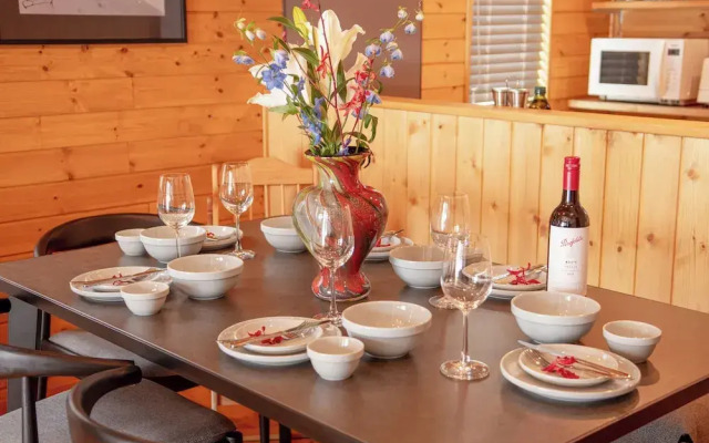 Creekside Chalets Hakuba