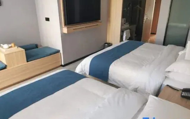 Linyi Lanhu Xiu Hotel (Huanglong Wetland Park Branch)