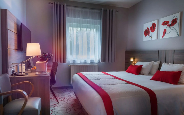 Ibis Styles Charleroi Airport Aero 44