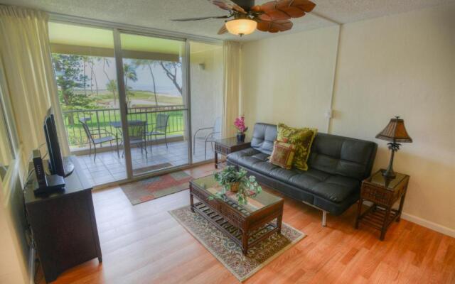 Menehune Shores 225 - Ocean Front 2-Bedroom Air-Conditioned Condo with a Tremendous View