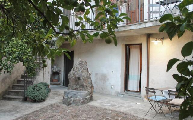 la corte dei Limoni