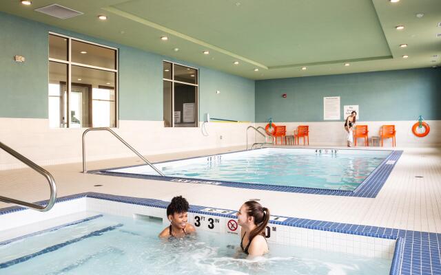 Holiday Inn Express & Suites West Edmonton - Mall Area by IHG