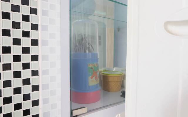 2BR Homey Apartment at Bassura City near Mall