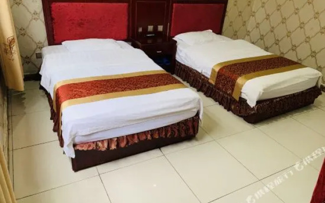 Huanghe Business Hotel