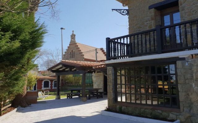 Totora Surf School & House - Hostel