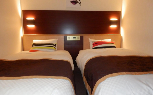 Ueno First City Hotel