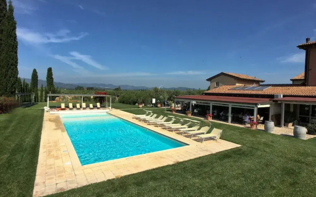 Belvilla by OYO Bozzone Residenza Gialla