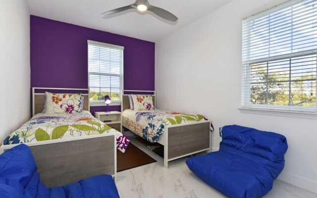 Festival Resort Five-bedroom