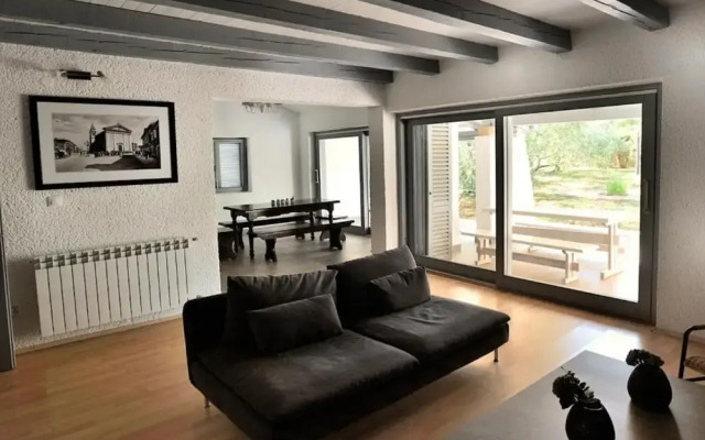 Splendid Poreč Holiday Home With Swimming Pool
