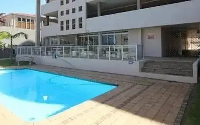 101 B Santorini, Margate