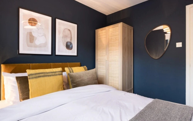 The Highgate Hideaway - Modern Stylish 2bdr Flat