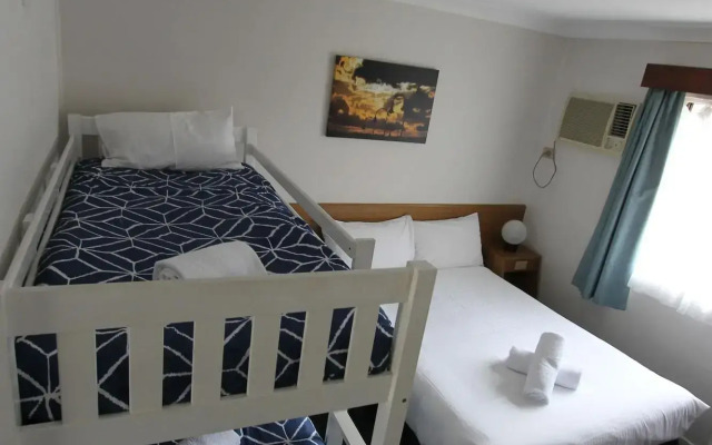 Toreador Motel