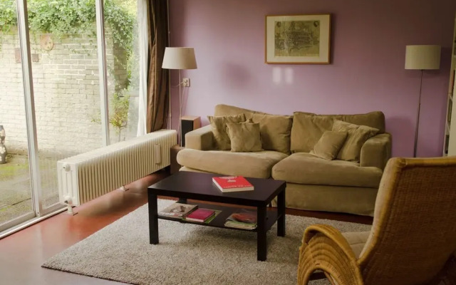 Detached Holiday Home in Friesland near the Forest