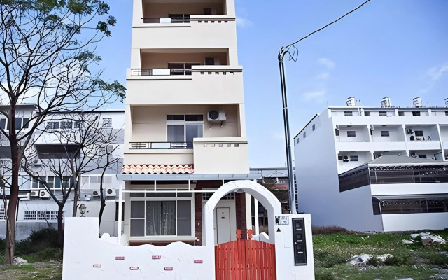 Midori Mini Hostel