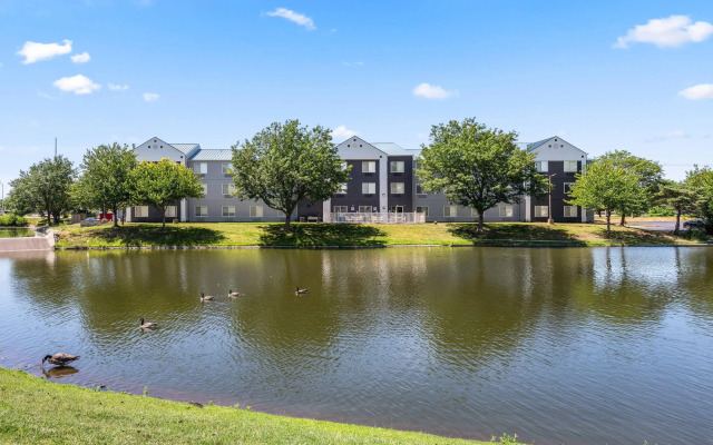 Comfort Inn & Suites Olathe - Kansas City