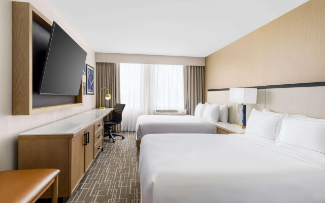 DoubleTree by Hilton Charlotte City Center