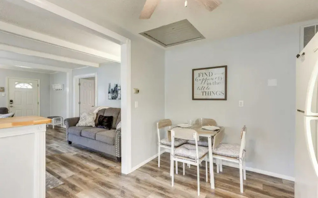 Walkable & Updated Nevada Home: Family Friendly!