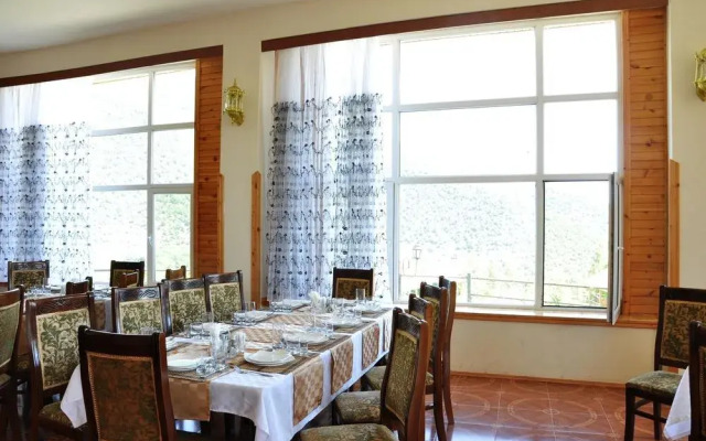 Kungut Hotel & Resort