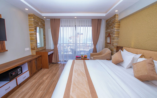 Hotel Pokhara Village & SPA