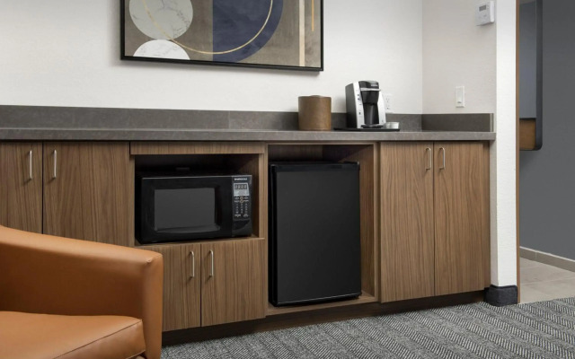 Courtyard by Marriott Savannah Downtown/Historic District