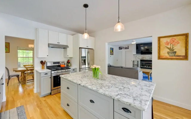 Pet-friendly Southampton Paradise With Pool!