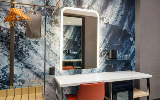 Tempo By Hilton Raleigh Downtown