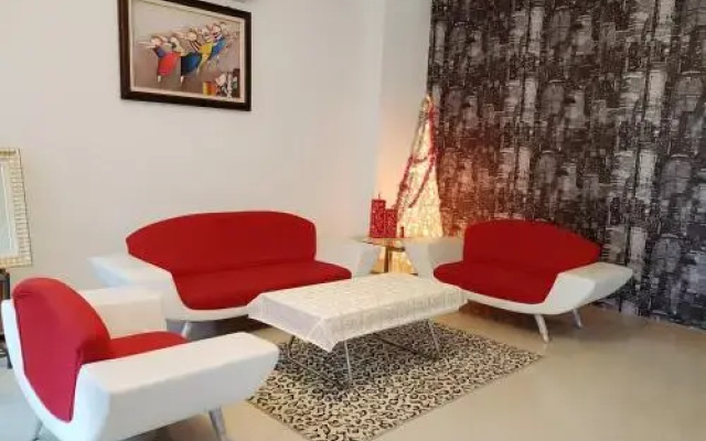 World Art Homestay