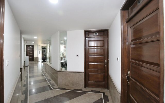 OYO 1496 Hotel Sky 5