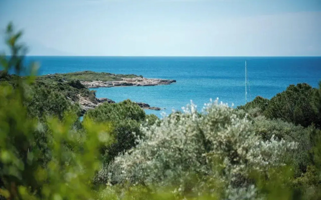 Hiddenbay Teos Hotel Sigacik