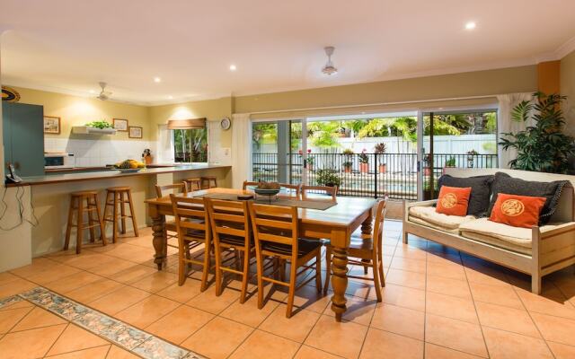 Casa Breeze - Luxury Holiday House