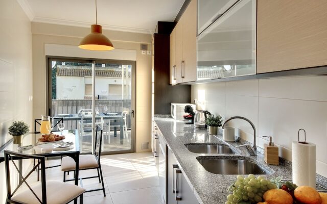 Rooftop Oldtown Residence