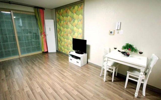 Geoje Evergreen&pinetree Pension