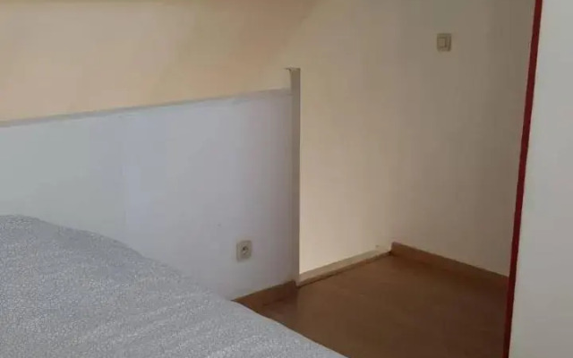 central duplex sleeps 4