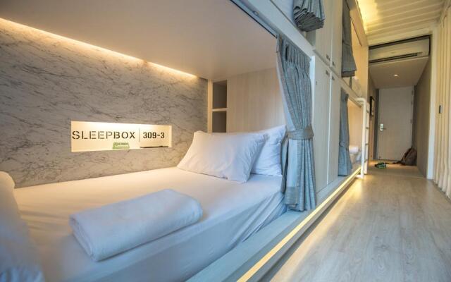 Sleep Box Sukhumvit 22 - Hostel