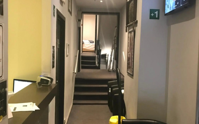 Royal Hotel