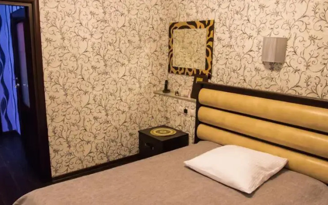 Almaz Hotel