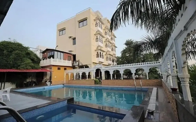 Manas Resort By Rudrakshi
