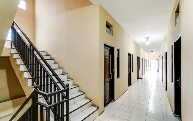 OYO 91110 Wilson HomestayNearRSU Bunda Thamrin