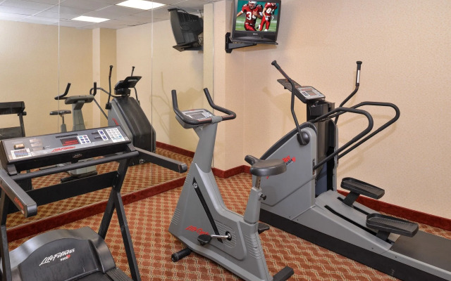 Red Roof Inn & Suites Newark - University