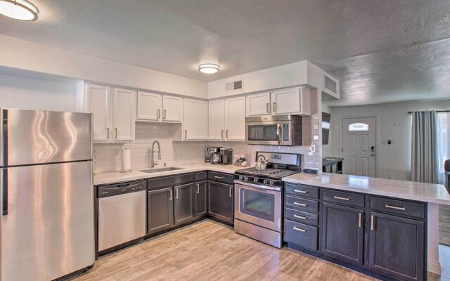 Stylish Scottsdale Oasis Close to Old Town!