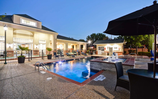 Homewood Suites by Hilton Dallas-Lewisville