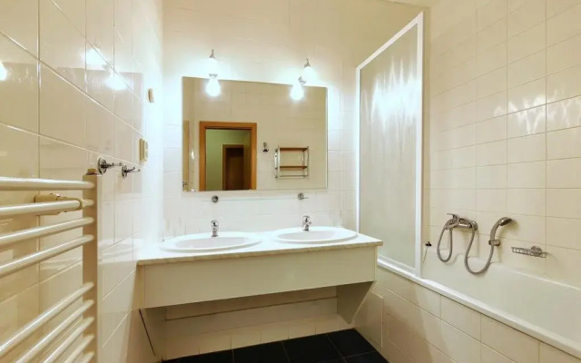 Hotel Stara Skola