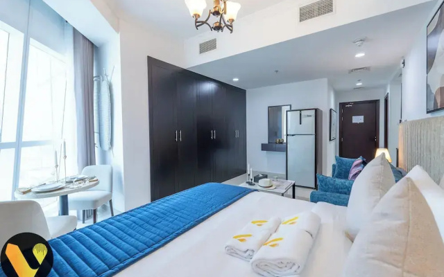 Vogue | Court Tower Business Bay close to Burj Khalifa | Dubai Mall