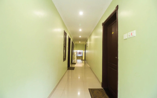 OYO 38562 Delma Residency